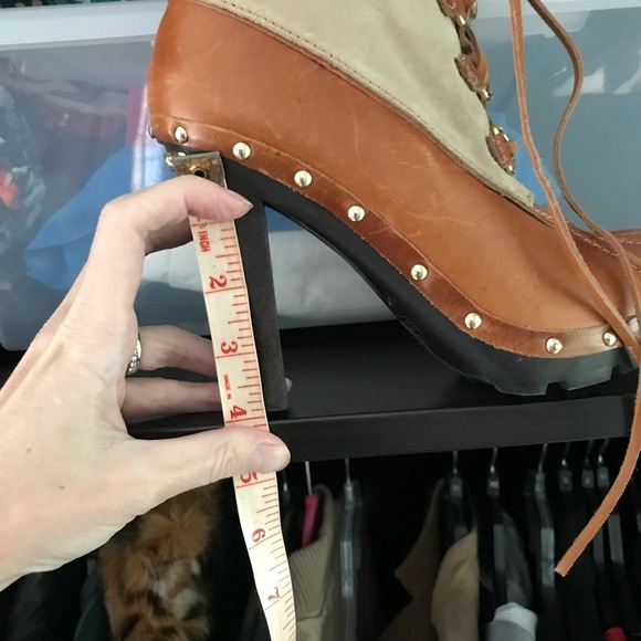 NWT MICHAEL MICHAEL KORS Shearling Boots - Picture 5 of 5